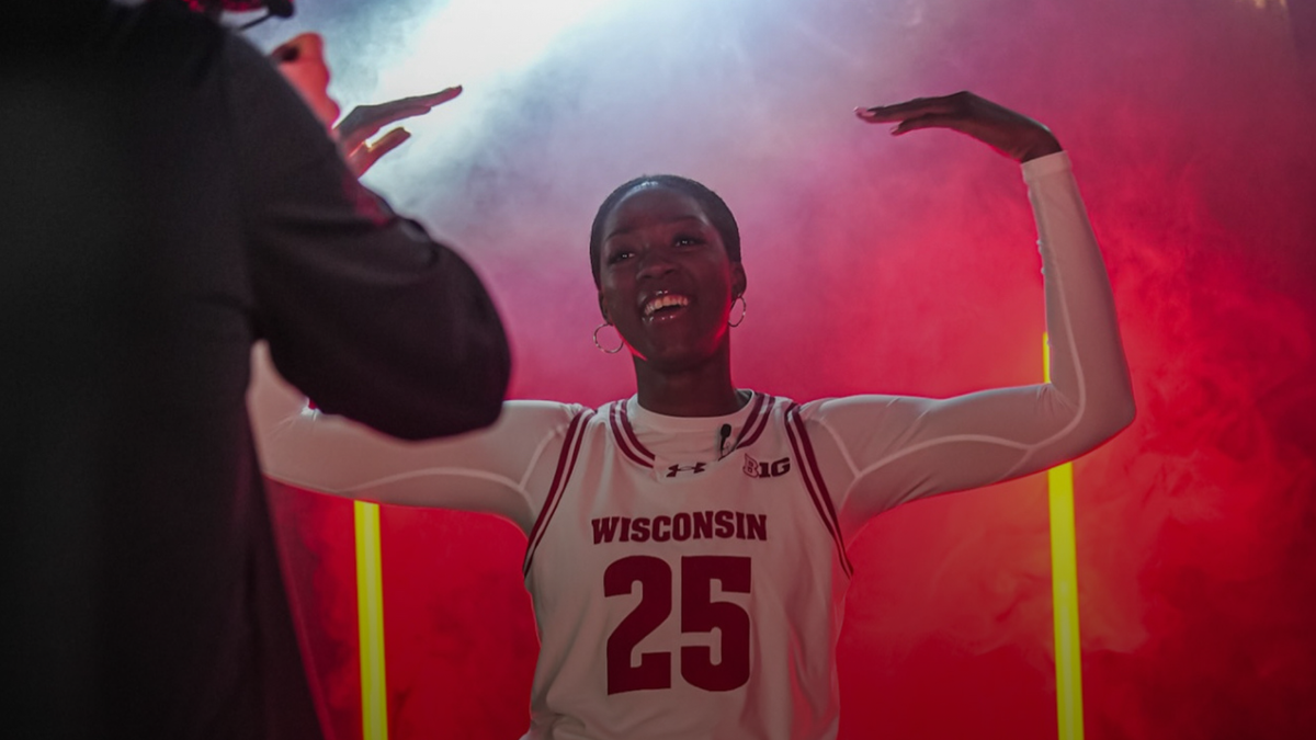 Wisconsin Forward Serah Williams Enters Transfer Portal: A Productive Frontcourt Star on the Move
