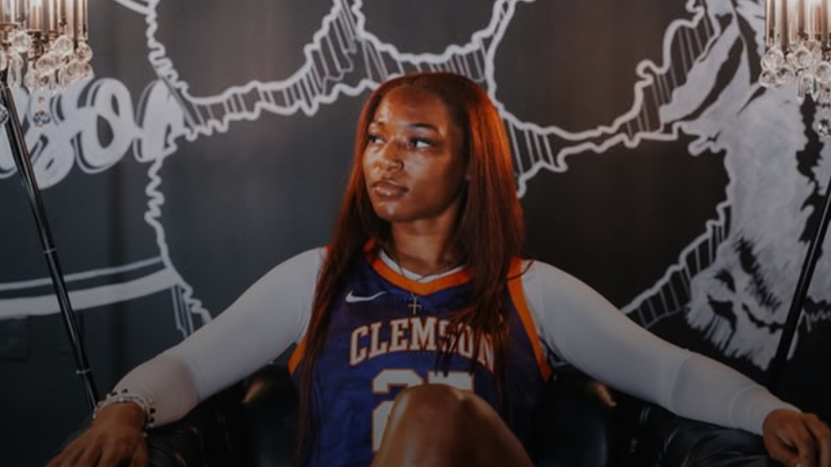 Transfer Portal Commitment: Demeara Hinds to Clemson